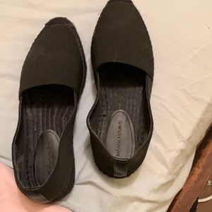 Black casual shoes